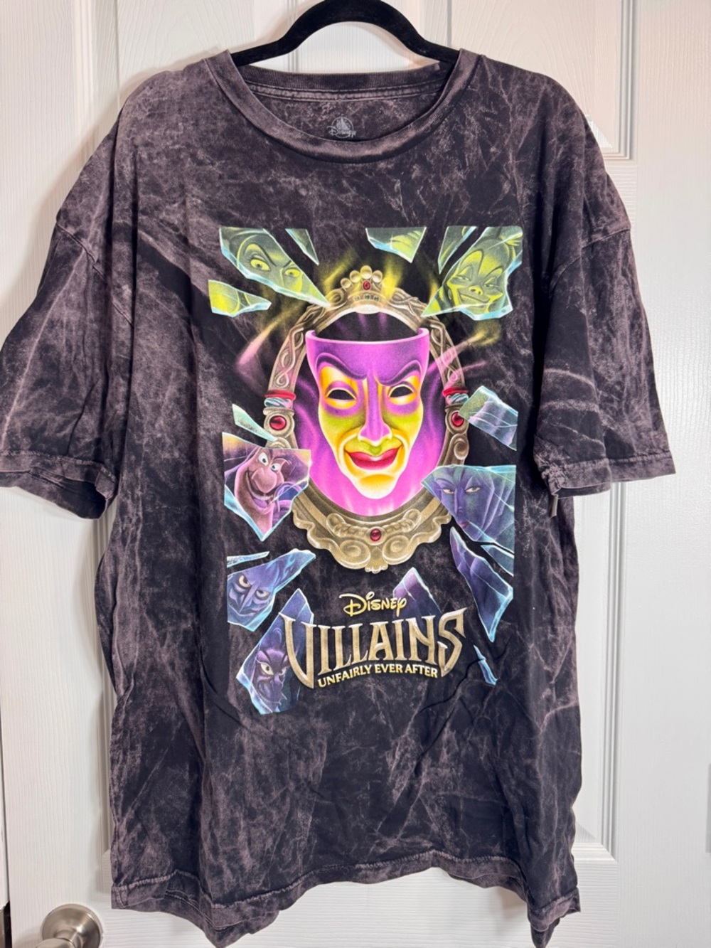 NWT Disney Parks 2025 Villains "Unfairly Ever After" Magic Mirror T-Shirt XXL